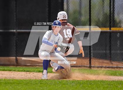 Thumbnail 1 in Davis vs. El Toro photogallery.