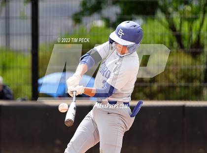Thumbnail 2 in Davis vs. El Toro photogallery.