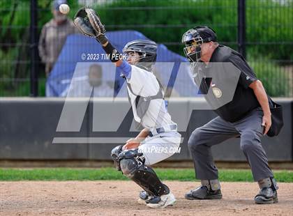Thumbnail 3 in Davis vs. El Toro photogallery.