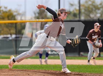 Thumbnail 3 in Davis vs. El Toro photogallery.