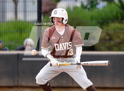 Thumbnail 1 in Davis vs. El Toro photogallery.