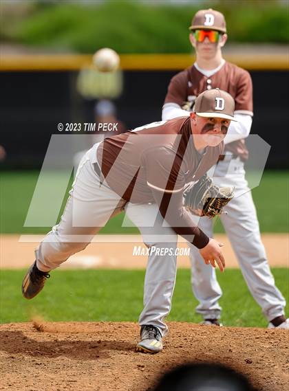 Thumbnail 2 in Davis vs. El Toro photogallery.
