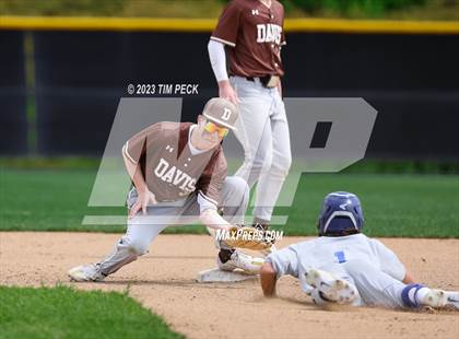 Thumbnail 2 in Davis vs. El Toro photogallery.