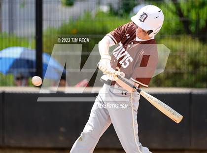 Thumbnail 3 in Davis vs. El Toro photogallery.
