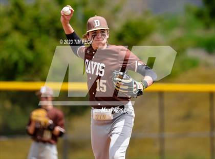 Thumbnail 3 in Davis vs. El Toro photogallery.