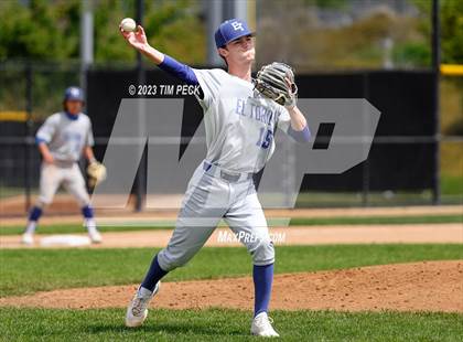 Thumbnail 2 in Davis vs. El Toro photogallery.