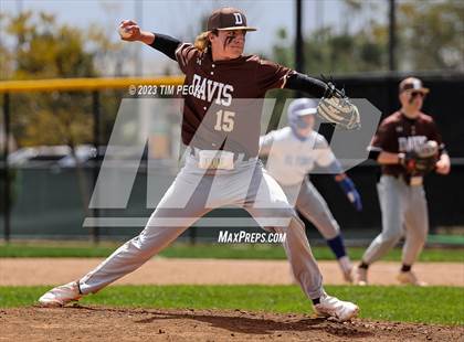 Thumbnail 3 in Davis vs. El Toro photogallery.