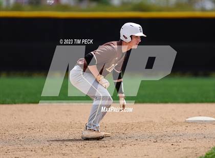 Thumbnail 2 in Davis vs. El Toro photogallery.