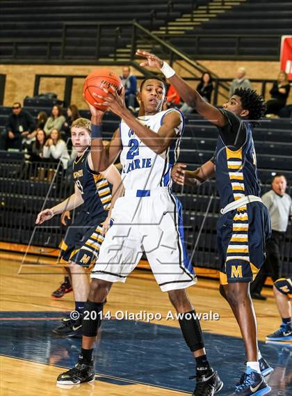 Thumbnail 3 in McKinney vs. Grand Prairie (IN-N-OUT Burger Allen Holiday Invitational) photogallery.
