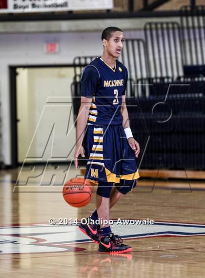 Thumbnail 1 in McKinney vs. Grand Prairie (IN-N-OUT Burger Allen Holiday Invitational) photogallery.