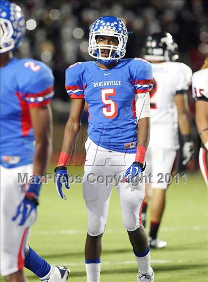 Thumbnail 3 in Trinity vs. Duncanville ( 5A Division 1 Bi-District Playoff ) photogallery.