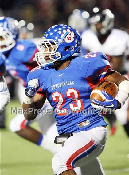 Thumbnail 3 in Trinity vs. Duncanville ( 5A Division 1 Bi-District Playoff ) photogallery.