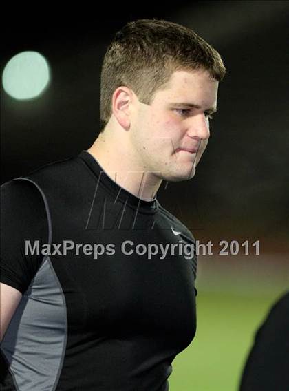 Thumbnail 2 in Trinity vs. Duncanville ( 5A Division 1 Bi-District Playoff ) photogallery.