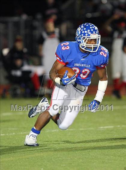 Thumbnail 1 in Trinity vs. Duncanville ( 5A Division 1 Bi-District Playoff ) photogallery.