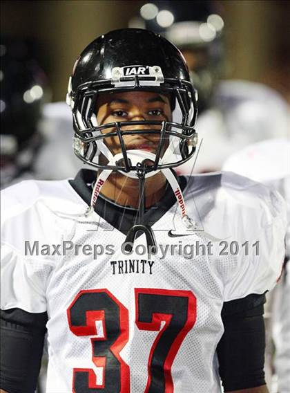 Thumbnail 3 in Trinity vs. Duncanville ( 5A Division 1 Bi-District Playoff ) photogallery.
