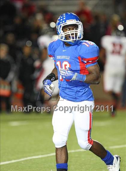 Thumbnail 1 in Trinity vs. Duncanville ( 5A Division 1 Bi-District Playoff ) photogallery.