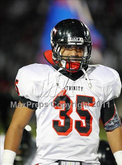 Thumbnail 3 in Trinity vs. Duncanville ( 5A Division 1 Bi-District Playoff ) photogallery.