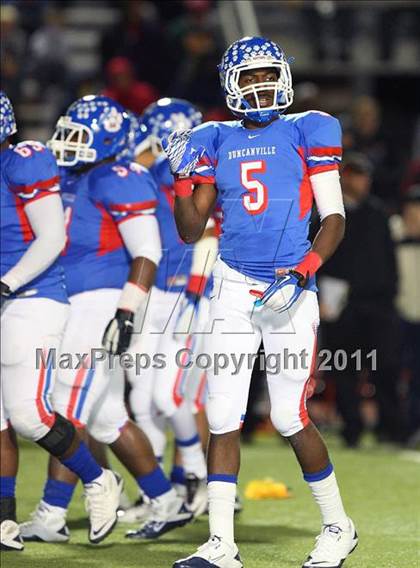 Thumbnail 3 in Trinity vs. Duncanville ( 5A Division 1 Bi-District Playoff ) photogallery.