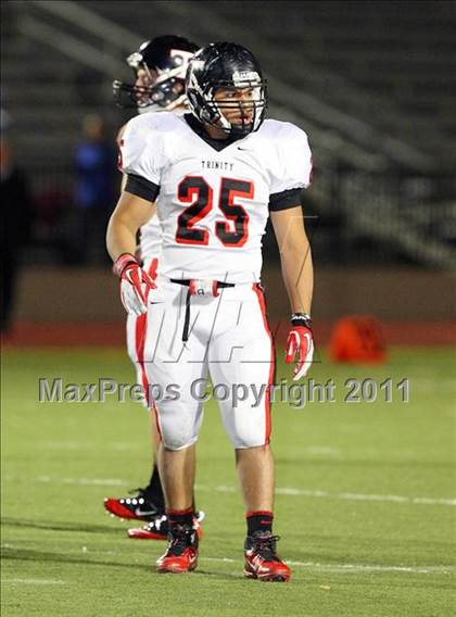 Thumbnail 3 in Trinity vs. Duncanville ( 5A Division 1 Bi-District Playoff ) photogallery.