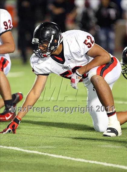 Thumbnail 1 in Trinity vs. Duncanville ( 5A Division 1 Bi-District Playoff ) photogallery.
