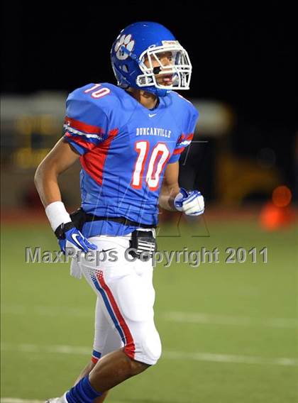 Thumbnail 3 in Trinity vs. Duncanville ( 5A Division 1 Bi-District Playoff ) photogallery.