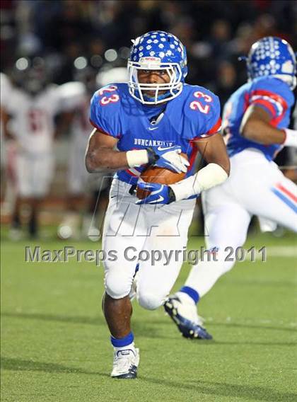 Thumbnail 1 in Trinity vs. Duncanville ( 5A Division 1 Bi-District Playoff ) photogallery.