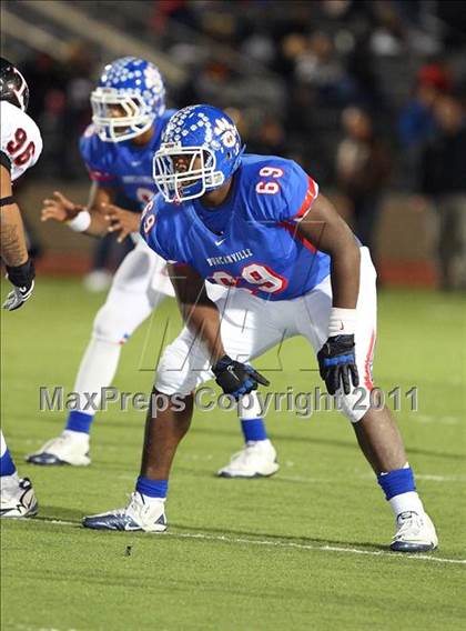 Thumbnail 1 in Trinity vs. Duncanville ( 5A Division 1 Bi-District Playoff ) photogallery.