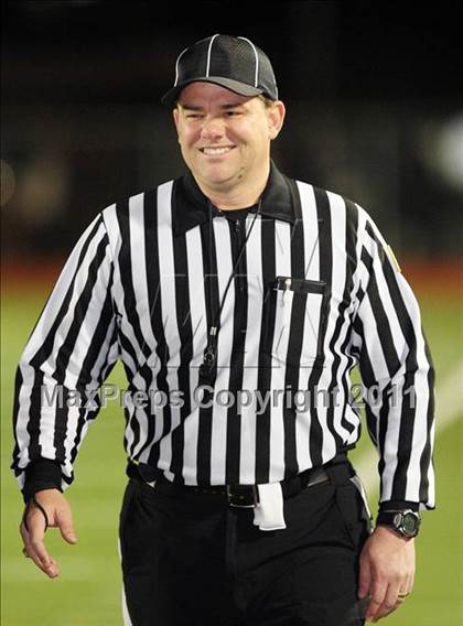 Thumbnail 2 in Trinity vs. Duncanville ( 5A Division 1 Bi-District Playoff ) photogallery.