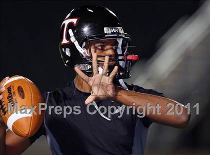 Thumbnail 3 in Trinity vs. Duncanville ( 5A Division 1 Bi-District Playoff ) photogallery.