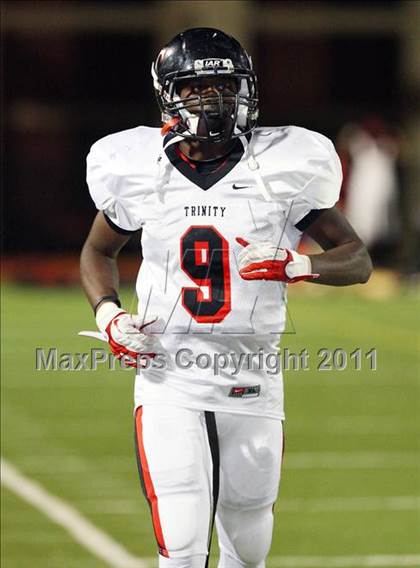 Thumbnail 1 in Trinity vs. Duncanville ( 5A Division 1 Bi-District Playoff ) photogallery.