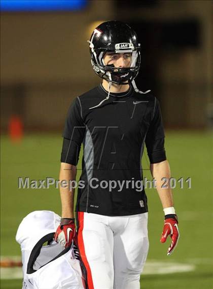 Thumbnail 1 in Trinity vs. Duncanville ( 5A Division 1 Bi-District Playoff ) photogallery.