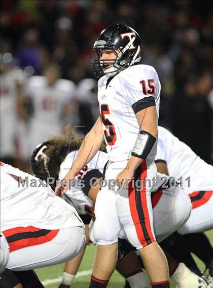 Thumbnail 1 in Trinity vs. Duncanville ( 5A Division 1 Bi-District Playoff ) photogallery.