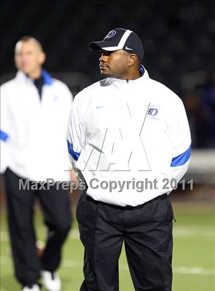 Thumbnail 1 in Trinity vs. Duncanville ( 5A Division 1 Bi-District Playoff ) photogallery.