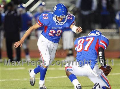 Thumbnail 1 in Trinity vs. Duncanville ( 5A Division 1 Bi-District Playoff ) photogallery.