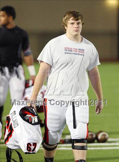 Thumbnail 2 in Trinity vs. Duncanville ( 5A Division 1 Bi-District Playoff ) photogallery.
