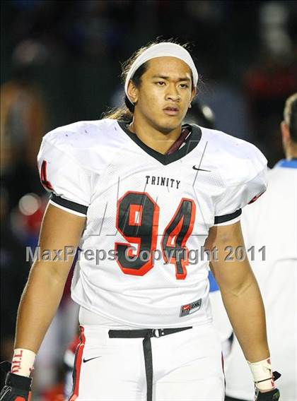 Thumbnail 1 in Trinity vs. Duncanville ( 5A Division 1 Bi-District Playoff ) photogallery.