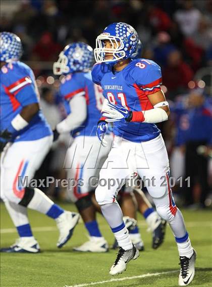 Thumbnail 3 in Trinity vs. Duncanville ( 5A Division 1 Bi-District Playoff ) photogallery.