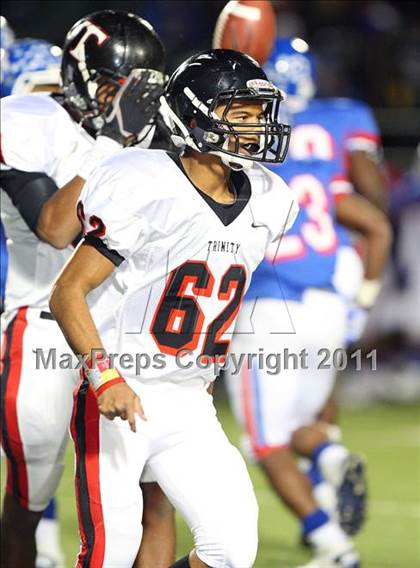 Thumbnail 2 in Trinity vs. Duncanville ( 5A Division 1 Bi-District Playoff ) photogallery.