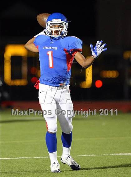 Thumbnail 3 in Trinity vs. Duncanville ( 5A Division 1 Bi-District Playoff ) photogallery.