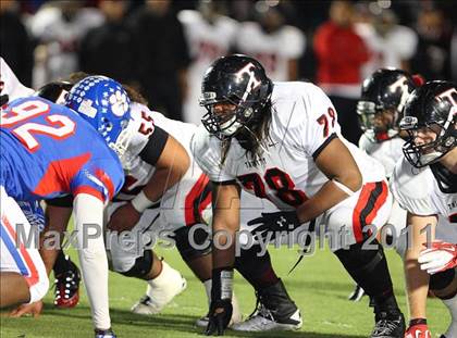 Thumbnail 3 in Trinity vs. Duncanville ( 5A Division 1 Bi-District Playoff ) photogallery.