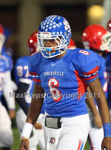 Thumbnail 2 in Trinity vs. Duncanville ( 5A Division 1 Bi-District Playoff ) photogallery.