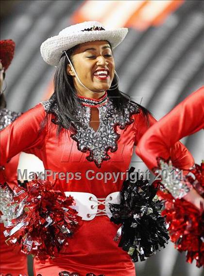 Thumbnail 3 in Trinity vs. Duncanville ( 5A Division 1 Bi-District Playoff ) photogallery.