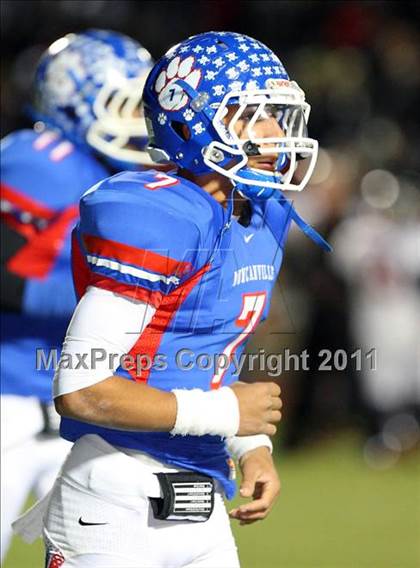 Thumbnail 2 in Trinity vs. Duncanville ( 5A Division 1 Bi-District Playoff ) photogallery.