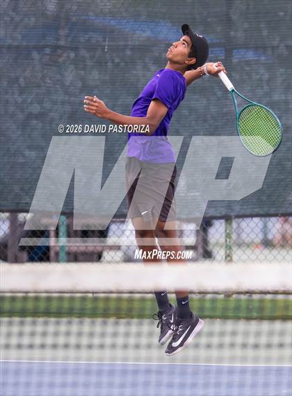 Thumbnail 1 in AIA D1 Singles Finals photogallery.