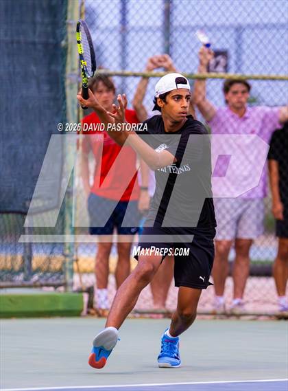 Thumbnail 2 in AIA D1 Singles Finals photogallery.