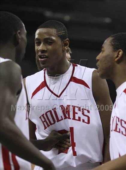 Thumbnail 2 in Ryle vs. Holmes (Ninth Region Tournament) photogallery.