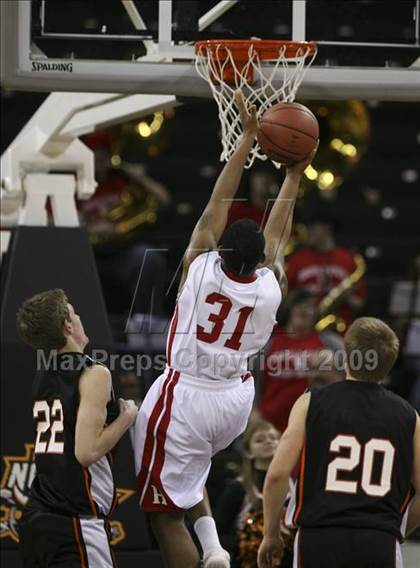 Thumbnail 3 in Ryle vs. Holmes (Ninth Region Tournament) photogallery.