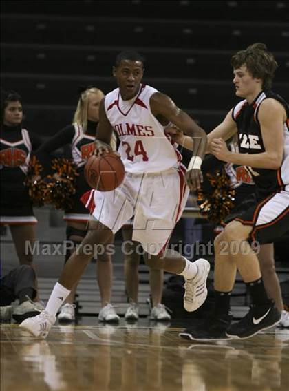 Thumbnail 2 in Ryle vs. Holmes (Ninth Region Tournament) photogallery.