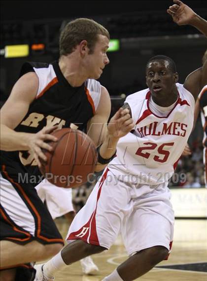 Thumbnail 2 in Ryle vs. Holmes (Ninth Region Tournament) photogallery.