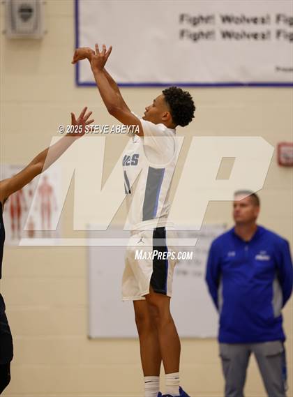 Thumbnail 2 in Vista PEAK Prep @ Grandview photogallery.